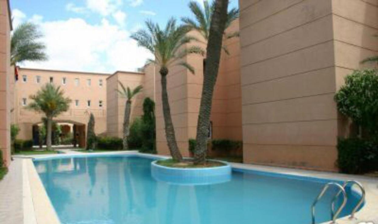 Maison Riad Traditionnel Idealement Situe A Marrakech Marrakesh Luaran gambar