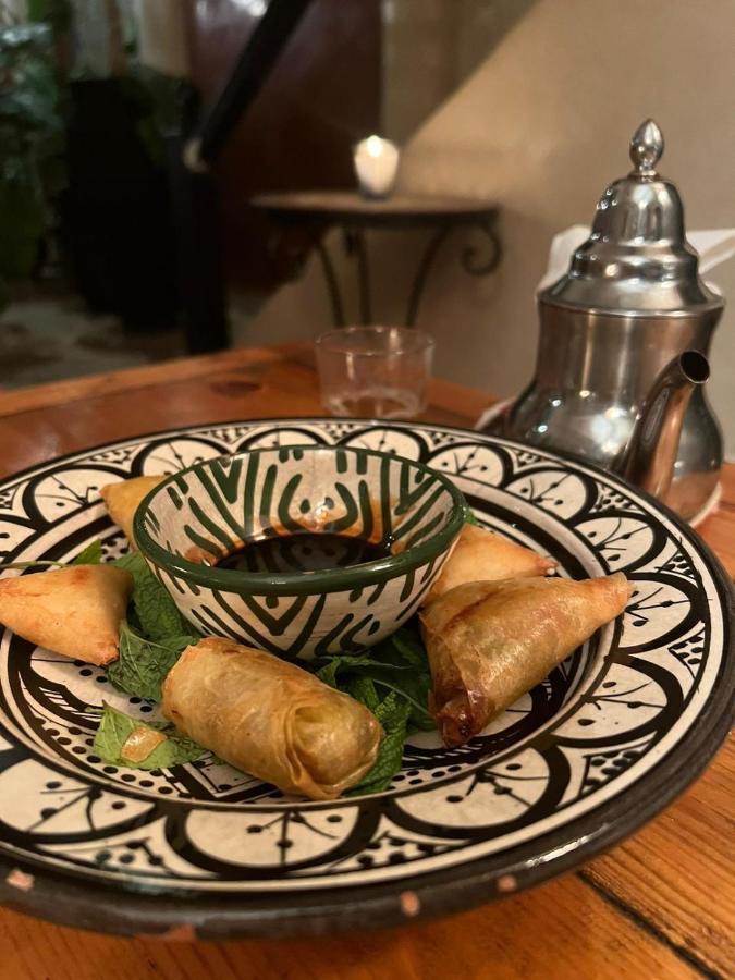 Maison Riad Traditionnel Idealement Situe A Marrakech Marrakesh Luaran gambar