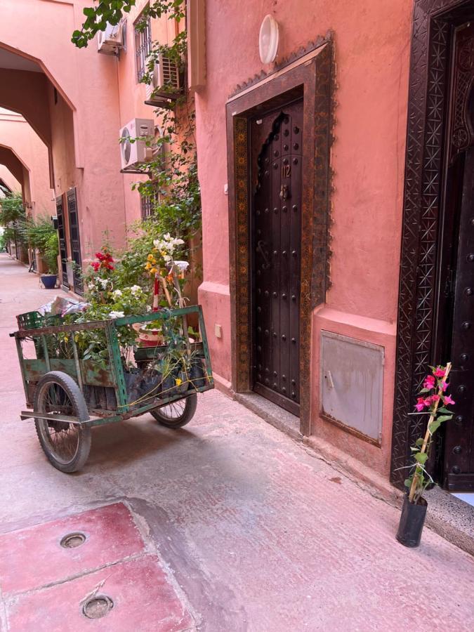 Maison Riad Traditionnel Idealement Situe A Marrakech Marrakesh Luaran gambar